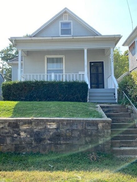 1208 Lincoln St, Saint Joseph, MO 64501