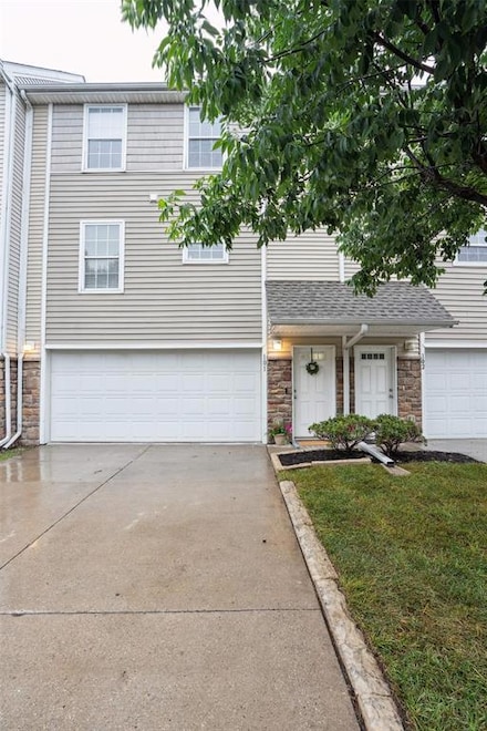 2150 NE 18th St Unit 101, Grimes, IA 50111