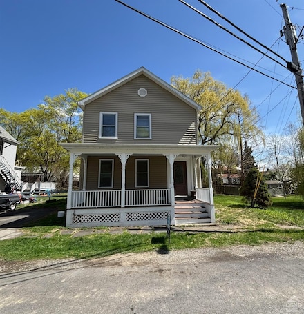 15 N Warren St, Athens, NY 12015