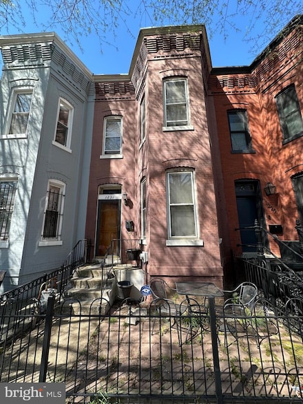 1231 W St NW, Washington, DC 20009