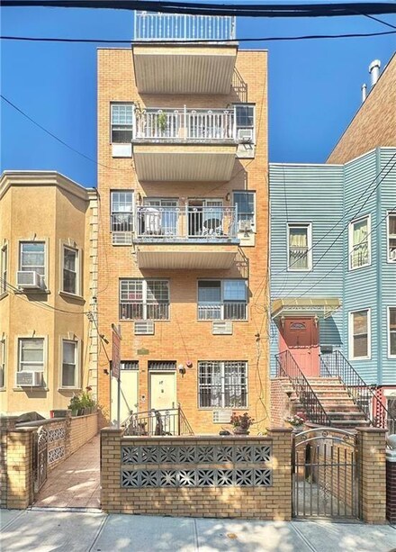 761 43rd St, Brooklyn, NY 11232