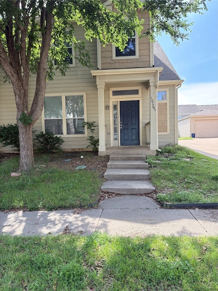 10605 Astor Dr, Fort Worth, TX 76244