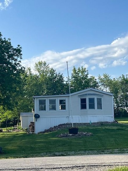 3038 Linford Ln, Ellston, IA 50074