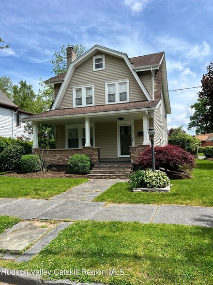 182 N Manor Ave, Kingston, NY 12401