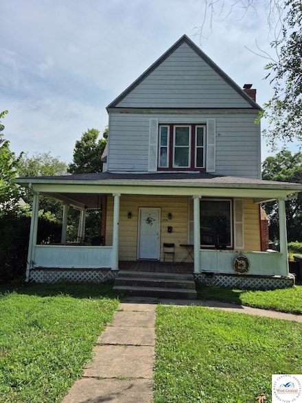 304 E Benton St, Windsor, MO 65360