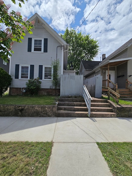 54 Lombard St, New Haven, CT 06513