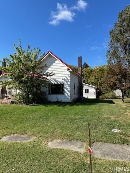 700 S Section St, Dugger, IN 47848