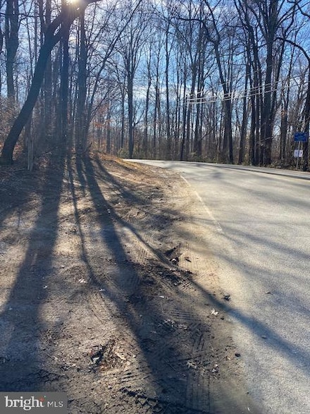 12609 Braddock Rd, Fairfax, VA 22030