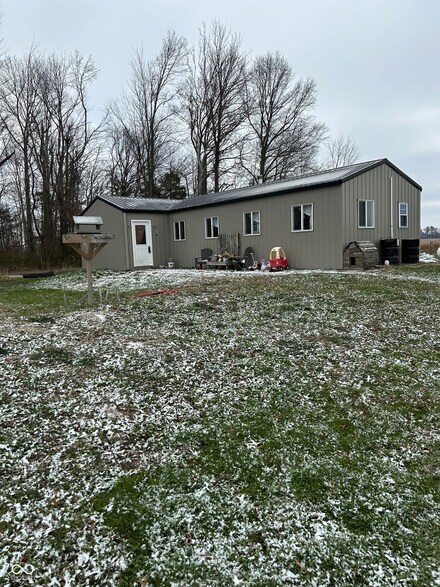 4075 E County Road 800 N, North Vernon, IN 47265