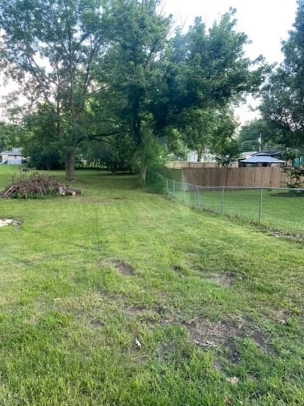 1813 Countryman St, Dyersburg, TN 38024