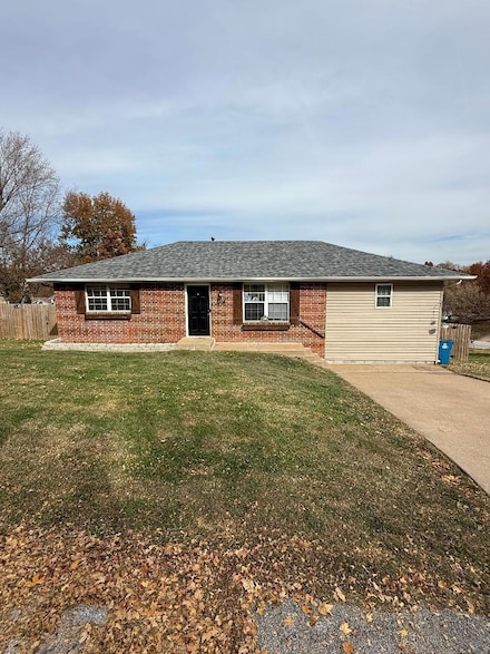 1107 Becky Ln, Ozark, MO 65721