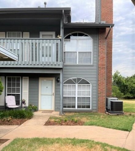 11525 N Meridian Ave Unit 102, Oklahoma City, OK 73120