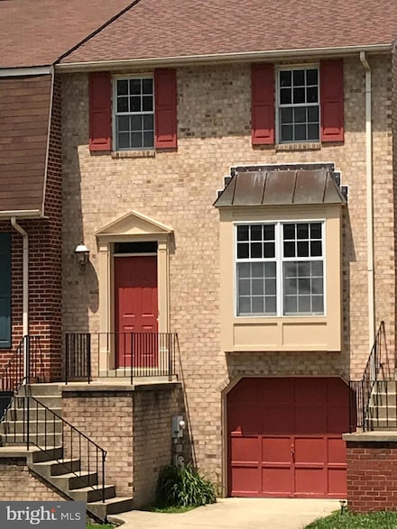 8278 Waterside Ct, Frederick, MD 21701