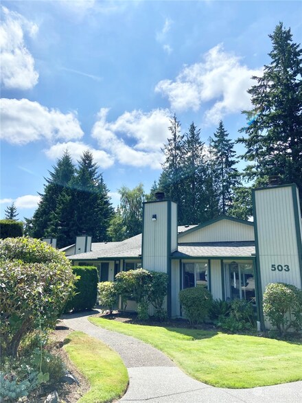 503 S 323rd Place Unit 14A, Federal Way, WA 98003