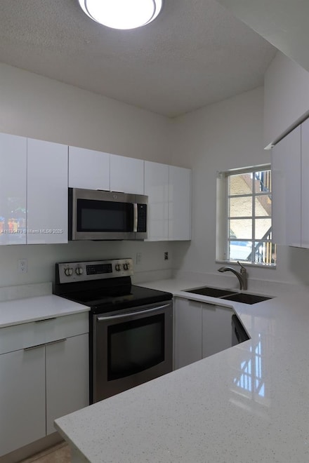 18340 NW 68th Ave Unit A, Hialeah, FL 33015