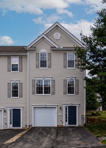 61 Tulip Cir, South Grafton, MA 01560