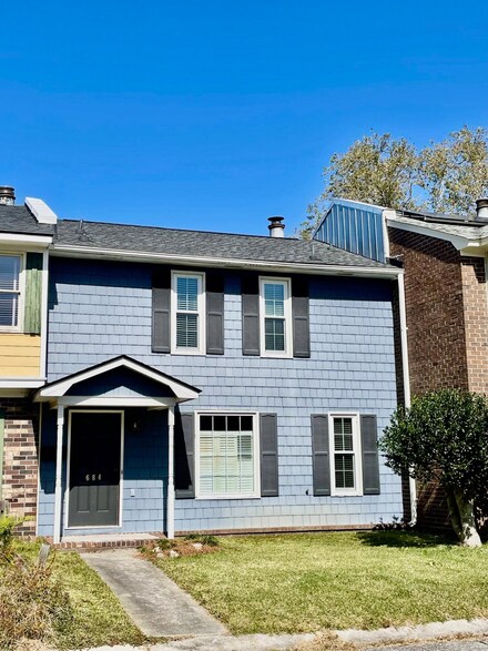 684 Buckhall Ct Unit C, Mount Pleasant, SC 29464
