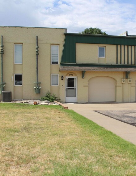 203 Blvd, Hays, KS 67601