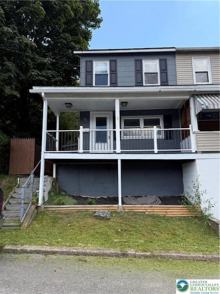 25 E Railroad St, Nesquehoning, PA 18240