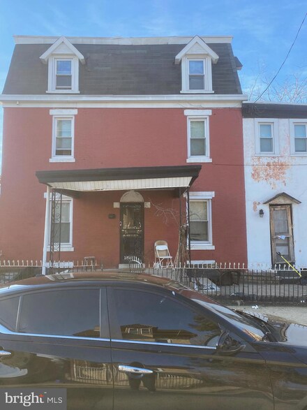 5801 Wakefield St, Philadelphia, PA 19144