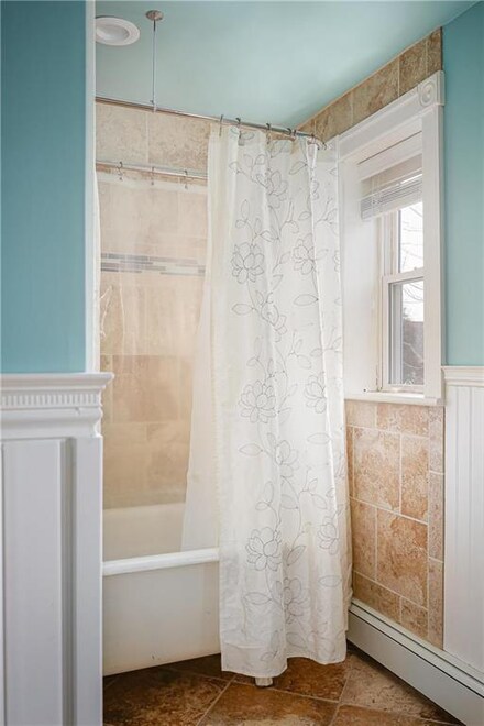 12 S Brook St, Allentown, PA 18109