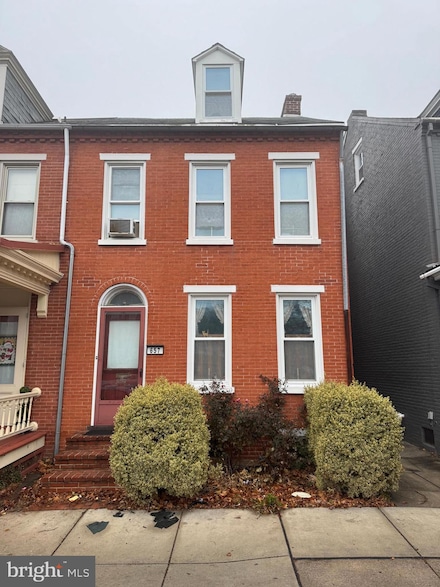 657 W Orange St, Lancaster, PA 17603