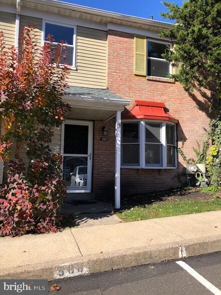 506 Brookwood Dr, Ambler, PA 19002