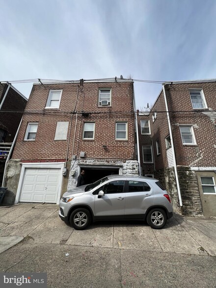 6149 N 11th St, Philadelphia, PA 19141