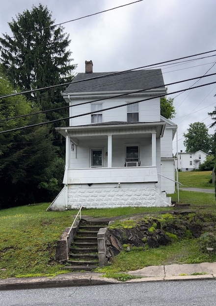 283 Hudsondale St, Weatherly, PA 18255