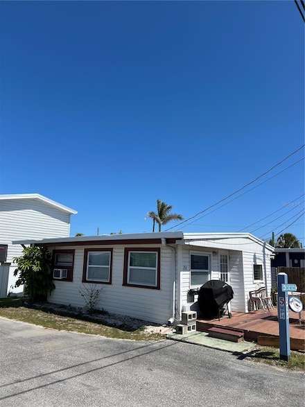2601 Gulf Dr N Unit 214, Bradenton Beach, FL 34217