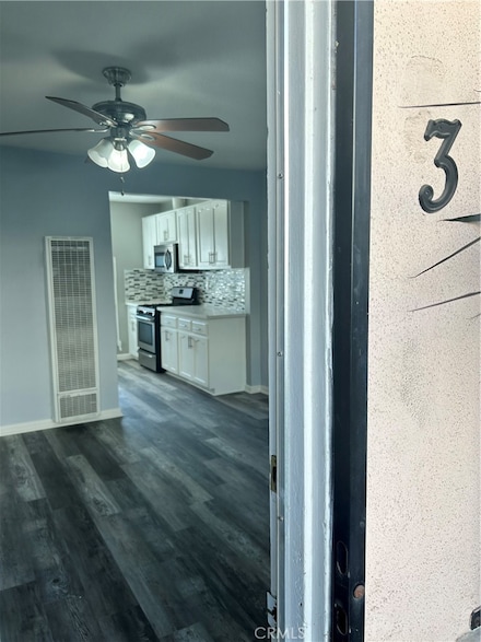 11440 Old River School Rd Unit 3, Downey, CA 90241