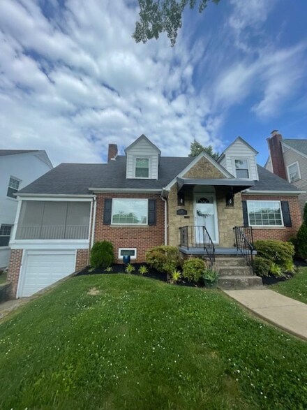 54 Fairfax Dr, Huntington, WV 25705