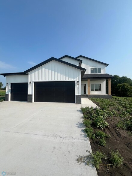 23111 Wilmont Estates Rd, Fergus Falls, MN 56537