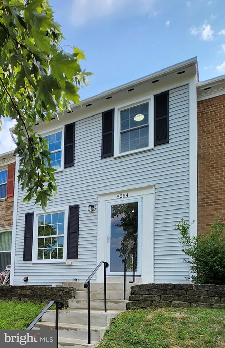8254 Vernon St, Manassas, VA 20109