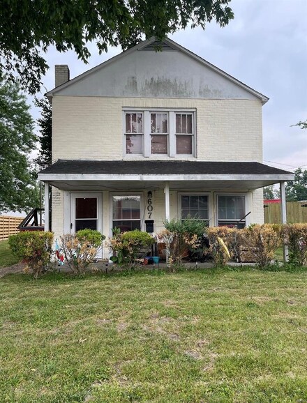 607 Tanner St, Sikeston, MO 63801