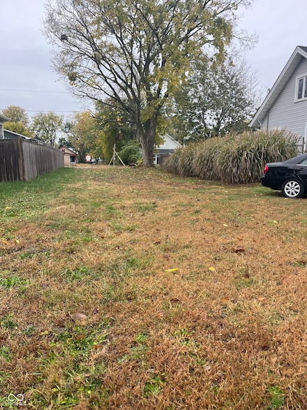 2910 Mcpherson St, Indianapolis, IN 46205