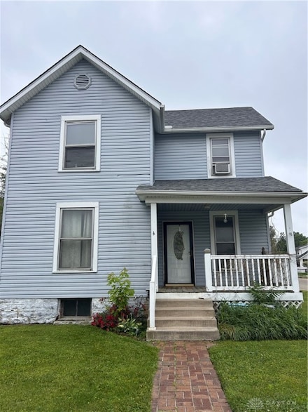 4 E Mckinley St, Brookville, OH 45309