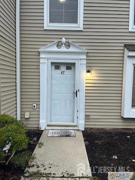 47 Beechwood Ct, Monmouth Junction, NJ 08852