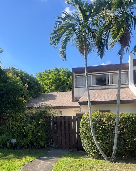 1787 Abbey Rd Unit 7A, West Palm Beach, FL 33415