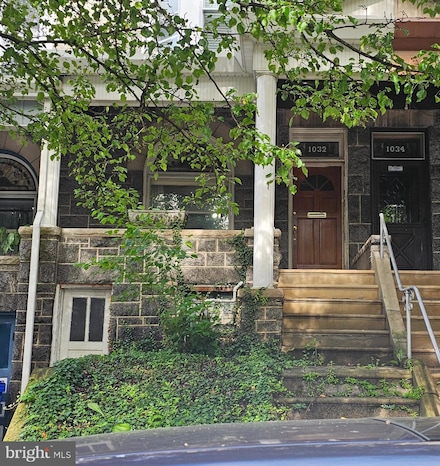 1032 N 4th St, Reading, PA 19601