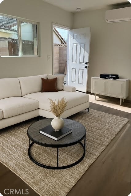 15285 Rushmoor Ln, Huntington Beach, CA 92647