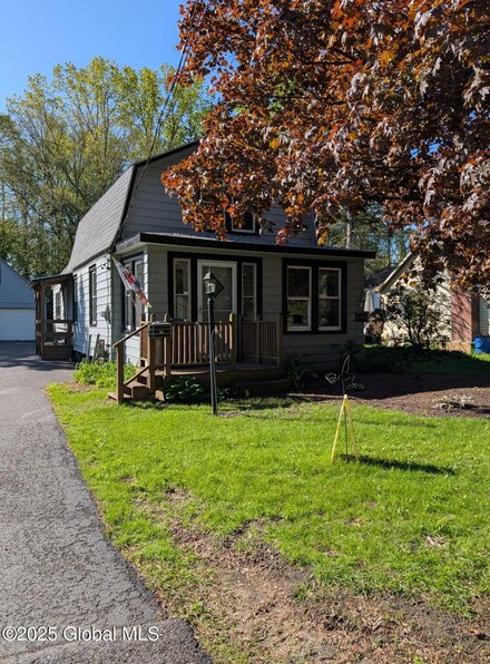 60 Broderick St, Albany, NY 12205