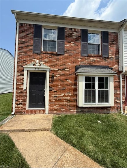552 Hollomon Dr, Hampton, VA 23666