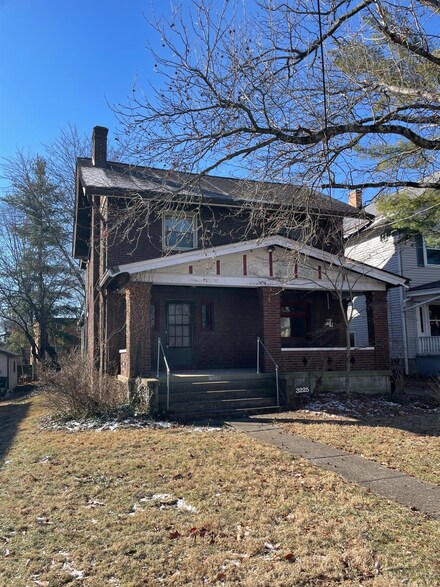 3225 Harvest Ave, Cincinnati, OH 45213