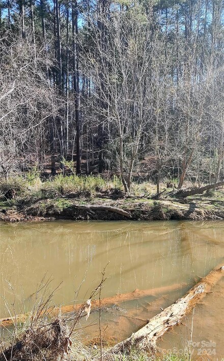 5262 Starboard Ln Unit 181, Granite Falls, NC 28630