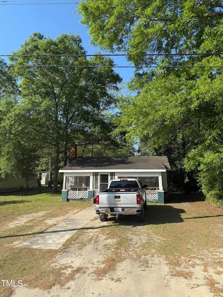 22200 Bundy St, Wagram, NC 28396