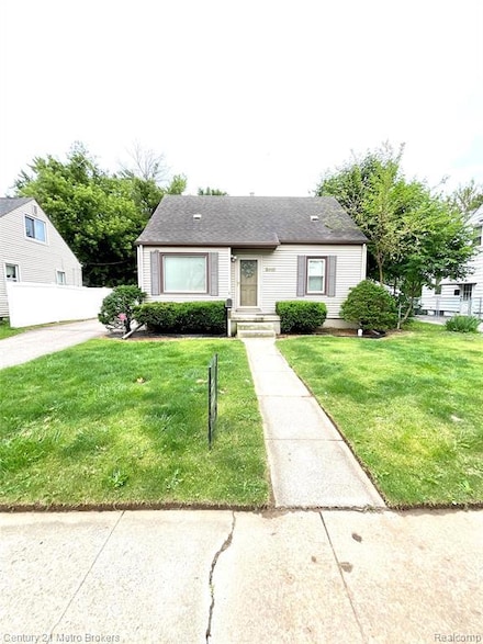 2910 Arizona Ave, Flint, MI 48506