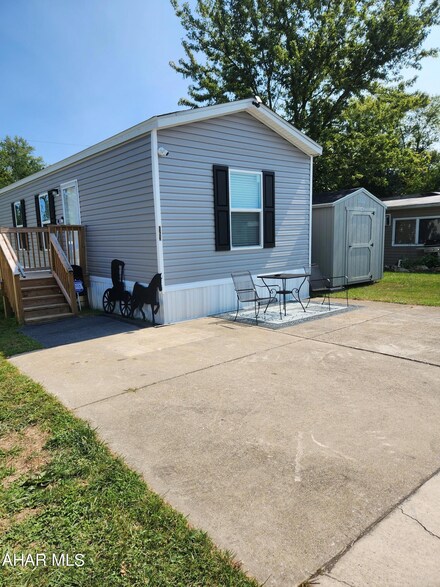 663 Duganne Ln, Duncansville, PA 16635