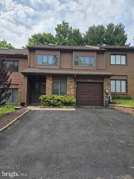 5520 Doral Dr, Wilmington, DE 19808