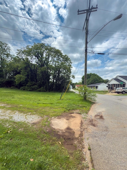 2329 Fort Ave, Lynchburg, VA 24501